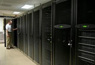 中國人來(lái)看看美國的機房究竟好在哪？好在什么地方？